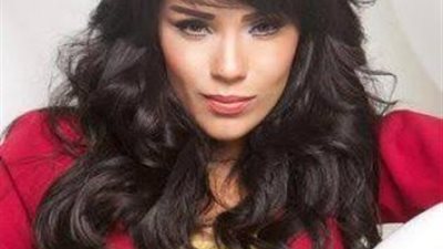 أمينة تثير الجدل بمنشور غامض عبر ”فيس بوك”