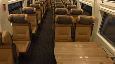 النقل تبحث مع وفد تالجو الإسبانية ضغط جدول توريد 7 قطارات فاخرة للسكة الحديد