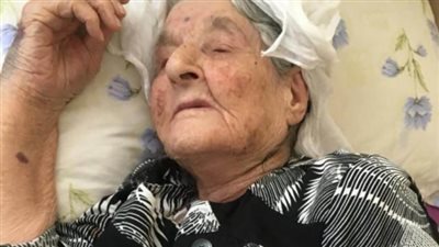 إنسانية منعدمة..مستشفى تركي ترفض استقبال سيدة مسنة مصابة بكورونا وسط صمت المسئولين