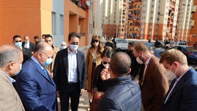 محافظ القاهرة يستقبل وفدًا من مساعدى أعضاء الكونجرس الأمريكى بالأسمرات