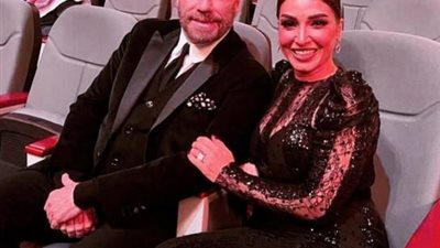 روجينا تعبر عن سعادتها بتحقيق حلمها بمقابلة جون ترافولتا