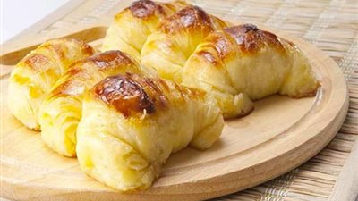 «زي المطاعم».. كيفية إعداد كرواسون بالشيكولاتة