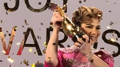 أصالة نصرى تبعث رسالة رومانسية لزوجها فائق حسن