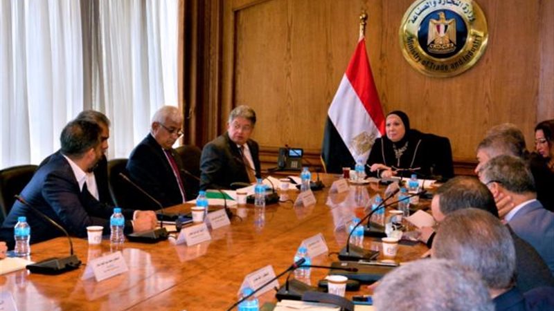 صورة من اللقاء