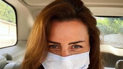 بالكمامة.. نور اللبنانية تصور أول مشاهدها في مسلسل ”جمال الحريم”