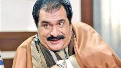 رياض الخولى.. زوجته فنانة معتزلة وحقيقة ارتباطه بعبلة كامل.. بدأ حياته مع فرقة محمد صبحى وجمال عبد الناصر أبرز أدواره