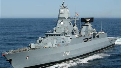 عاجل وصول الفرقاطة الألمانية ”هامبورج” للمشاركة في مراقبة تطبيق قرار حظر  توريد السلاح إلى ليبيا