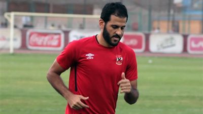 مفاجأة.. مروان محسن يطلب الرحيل من النادي الأهلي