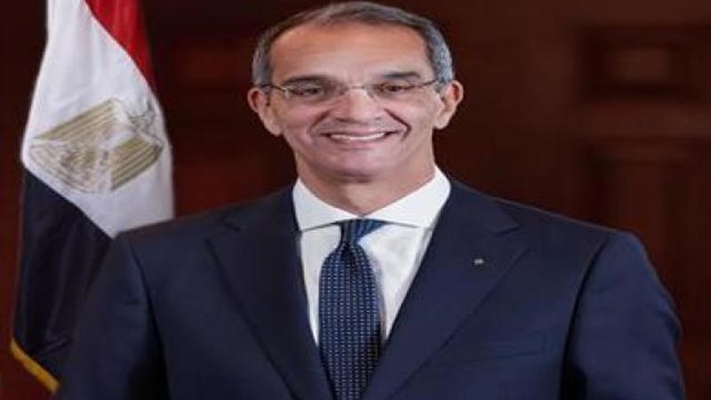 وزير الاتصالات