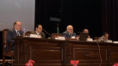 مجلس جامعة القاهرة يضع خطة تنفيذية لتفعيل وحدة رعاية النوابغ والموهوبين