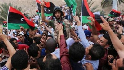 عاجل.. مظاهرات حاشدة أمام مقر حكومة السراج فى طرابلس