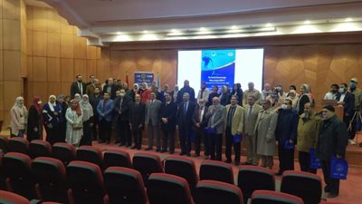 التعليم العالي: افتتاح أعمال المدرسة الشتوية الرابعة للأطياف