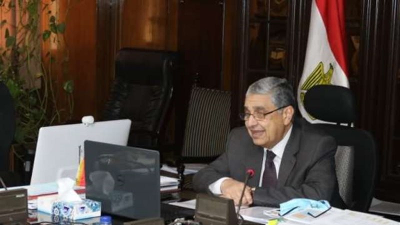وزير الكهرباء