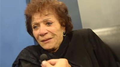 نبيلة عبيد تنعى عايدة عبد العزيز بكلمات  مؤثرة