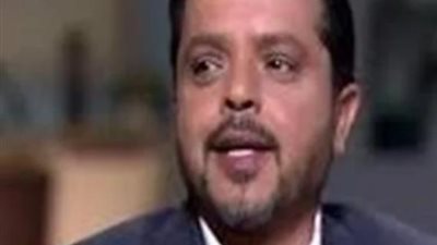 محمد هنيدي يسخر من إنذار النني: ممكن يخربش الاعيبة