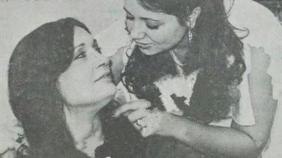 ”أيامى ملهاش طعم ونجاحى ناقص”.. ليلى علوي تحيى ذكرى وفاة والدتها بهذه الكلمات