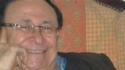 تطورات أزمة مراد منير وتدخل نقابة المهن التمثيلية لمنع تفاقم المشكلة