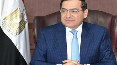 وزير البترول: زيادة أعداد المستفيدين من تحويل السيارات للعمل بالغاز لـ500 ألف