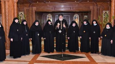 شاهد.. كواليس لقاء البابا مع رئيسات أديرة الراهبات بالقاهرة