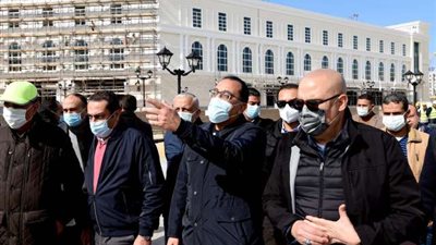 مدبولى يتفقد المدينة التراثية بالعلمين