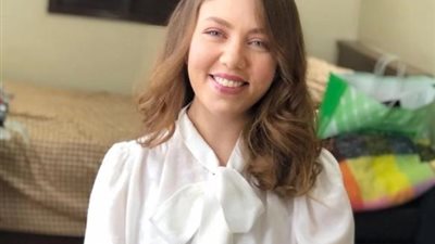 رحمة حسن تجذب الأنظار بابتسامة رقيقة فى أحدث ظهور