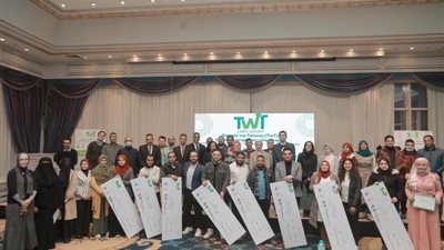 أكاديمية البحث العلمي وبنك التنمية الإفريقي يحتفلان بتخريج 25 شركة ناشئة في محافظة الأقصر