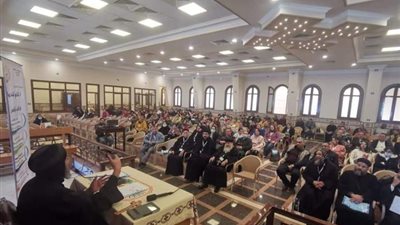 شاهد.. فاعليات المؤتمر الأول لخدام الوادي الجديد