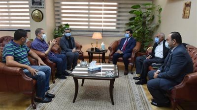 وزير الرياضة يجتمع مع اللجنة الطبية لبطولة العالم لكرة اليد