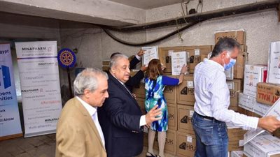 روتاري مصر يقدم أدوية ومستلزمات طبية لضحايا انفجار بيروت