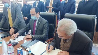 مركز التعليم المستمر بجامعة بدر يوقع بروتوكول تعاون مع هيئة الرعاية الصحية لرفع كفاءة الأطقم الطبية