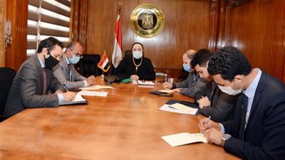 نيفين جامع:حريصون على تعزيز الشراكة الإستراتيجية بين مصر والصين لزيادة معدلات التبادل التجارى والإستثمارات المشتركة