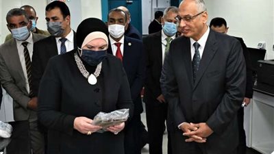 وزيرة الصناعة تفتتح المبنى الجديد لمعامل الفحص بهيئة الرقابة على الصادرات بالاسكندرية