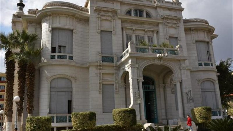 جامعة عين شمس
