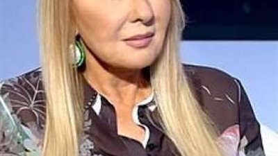 نادية الجندى تعبر عن سعادتها بالتكريم في جمعية الفيلم السنوى فى دار الأوبرا