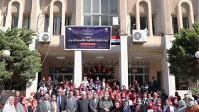 جامعة الأزهر تكرم مستشار وزير التعليم العالي والمنسق العام لطلاب من أجل مصر