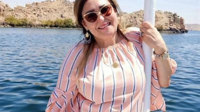 نهال عنبر بإطلالة شبابية مبهجة عبر ”انستجرام”