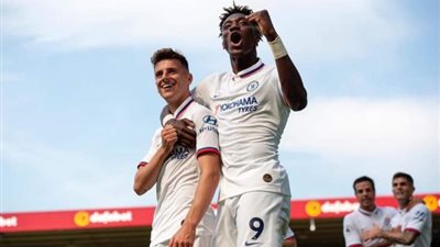 بالأسماء.. كورونا تضرب 4 لاعبين من تشيلسي