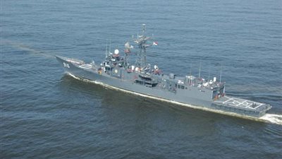 القوات البحرية المصرية والإسبانية تنفذان تدريباً بحرياً عابراً بنطاق الأسطول الشمالى بالبحر المتوسط