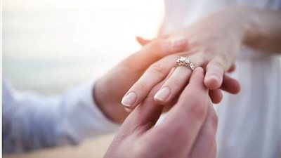 بعد دفع 75 ألف جنيه اكتشفوا الصدمة الكبرى «الخاتم طلع فالصو».. اعرف القصة كاملة