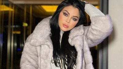 هيفاء وهبى تخطف الأنظار بإطلالة جريئة في أحدث جلسة تصوير