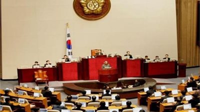 إغلاق البرلمان فى كوريا الجنوبية.. اعرف السبب