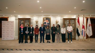 الجامعة البريطانية في مصر تفوز بالمركز الأول في المسابقة البحثية للمحللين الماليين