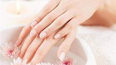 في 3 خطوات.. روتين العناية باليدين