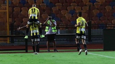 60 دقيقة.. الزمالك يفشل في اختراق دفاعات الذئاب والتقدم للمقاولون بهدف دون رد