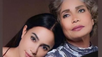 هند صبرى برفقة سوسن بدر فى أحدث جلسة تصوير