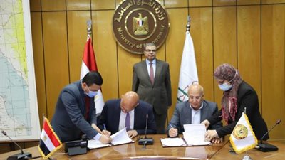 مزايا مالية لـ 4000 عامل.. توقيع اتفاقية عمل جماعية بشركة «بيبسي كولا»