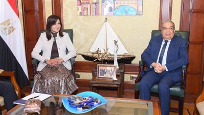 وزيرة الهجرة تستقبل وزير الإنتاج الحربي وخبير مصري بالولايات المتحدة الامريكية .. استعدادا لمؤتمر ”مصر تستطيع بالصناعة”