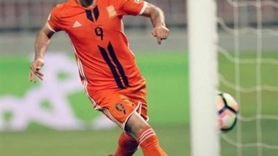 سوري جديد قريب من الأهلي السعودي يعوض الرحيل المحسوم لعمر السومة