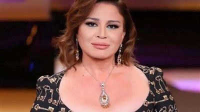 إلهام شاهين تبعث رسالة مهمة للرئيس عبد الفتاح السيسى بعد تكفل الدولة بعلاج سمير صبرى