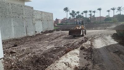 شاهد.. محافظة الجيزة تزيل 25 حالة تعدي علي الأراضي الزراعية وأملاك الدولة في هذه المناطق